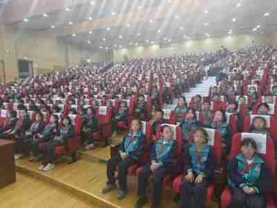 【国家安全日】东川监狱联合青海省图书馆到西宁市文苑小学开展校园安全教育